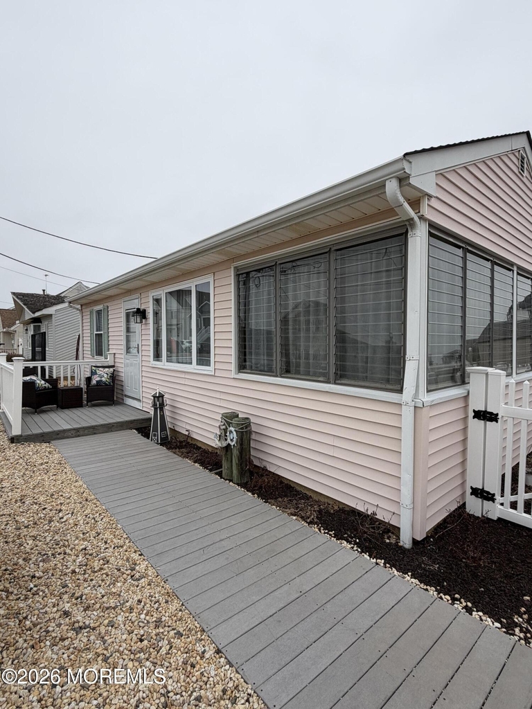 410 8th Avenue - Photo 1