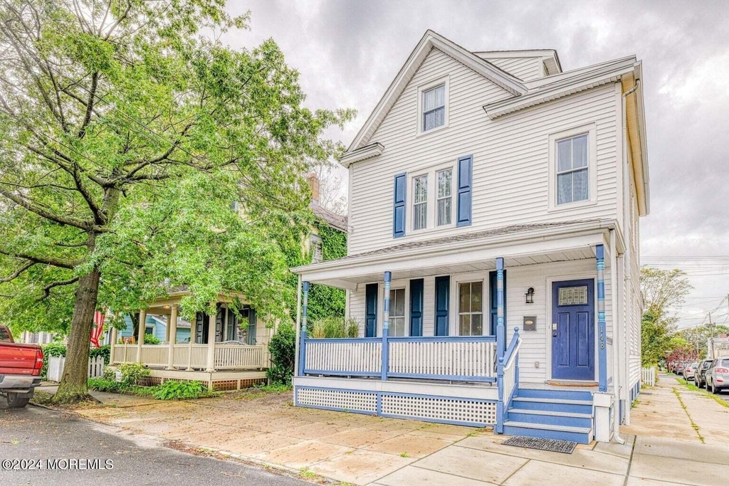 148 Heck Avenue - Photo 0