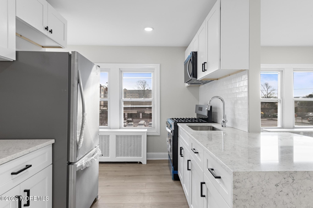 260 Main Street - Photo 9