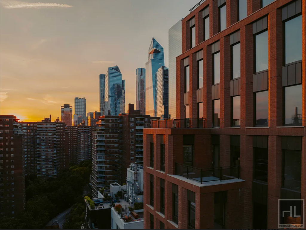 West 28th Street - Photo 5