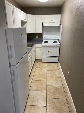 8128 Barclay Street - Photo 8