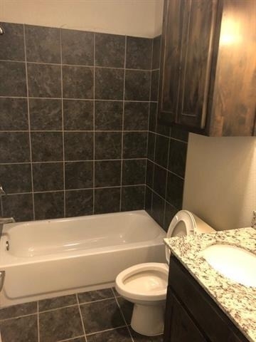 2309 N Elm Street - Photo 4