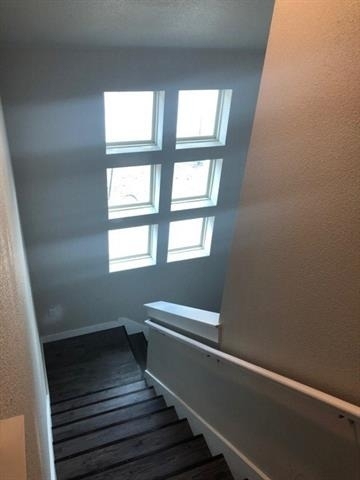 2309 N Elm Street - Photo 6