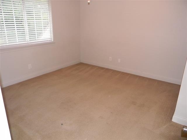 416 Roland Drive - Photo 14