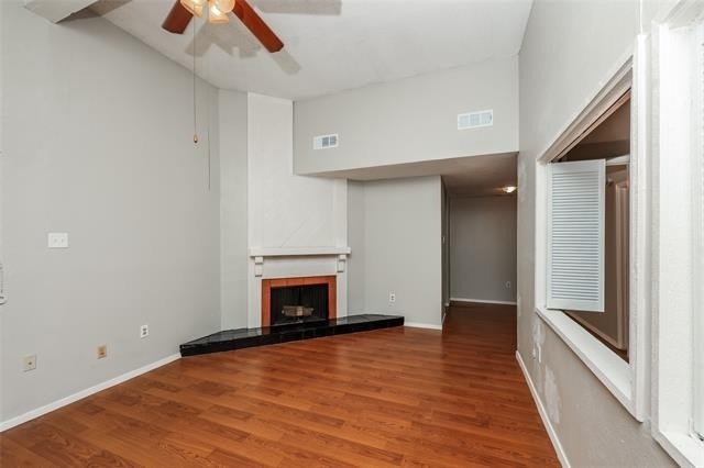 9696 Walnut Street - Photo 3