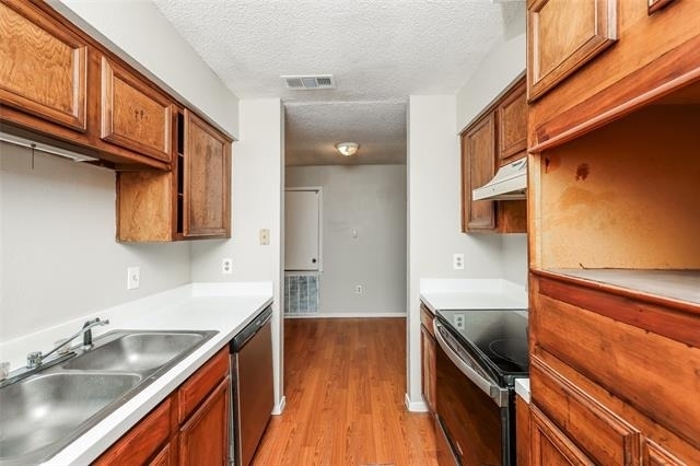 9696 Walnut Street - Photo 6
