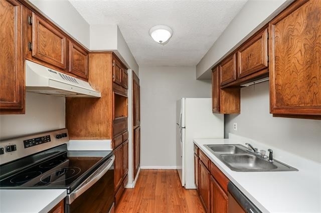 9696 Walnut Street - Photo 7