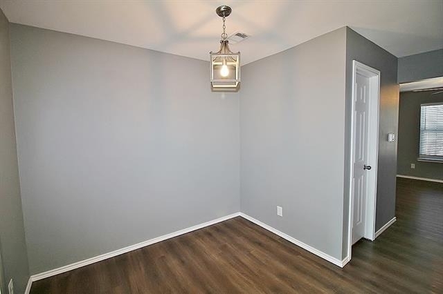 921 Cedar Terrace - Photo 6