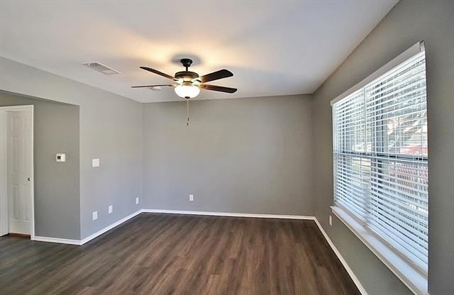 921 Cedar Terrace - Photo 2