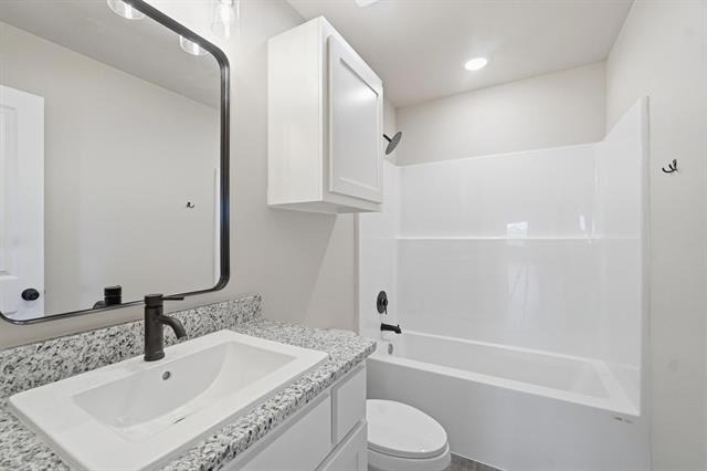 510 Elmont Street - Photo 12