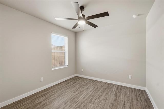 518 Elmont Street - Photo 15