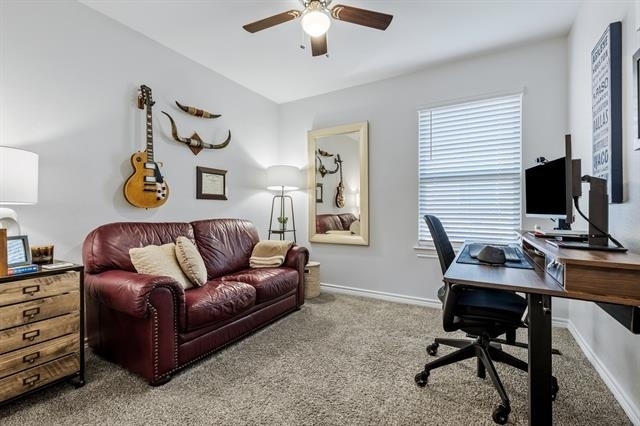 601 Rawhide Way - Photo 2