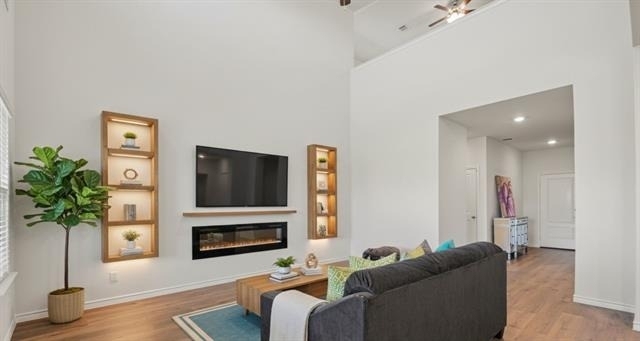 1613 Grand Villa Street - Photo 5