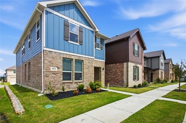4812 Foundation Street - Photo 1
