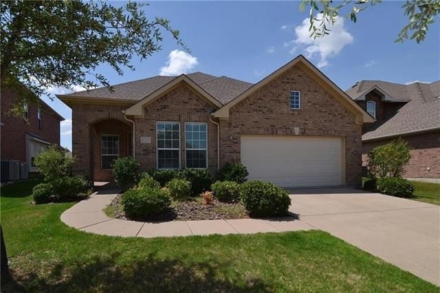 16304 Dry Creek Boulevard - Photo 0