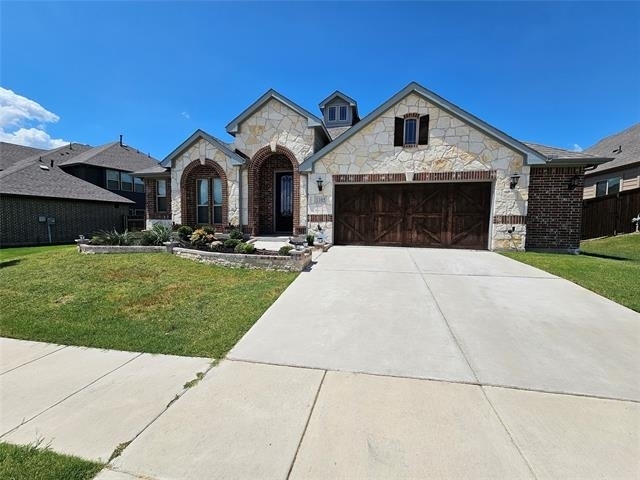 1105 Pheasant Crossing - Photo 2