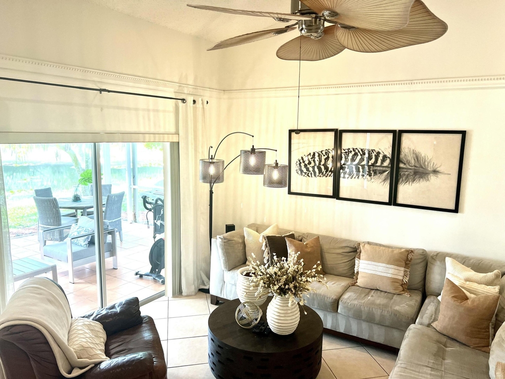 10614 Lake Shore Drive - Photo 10