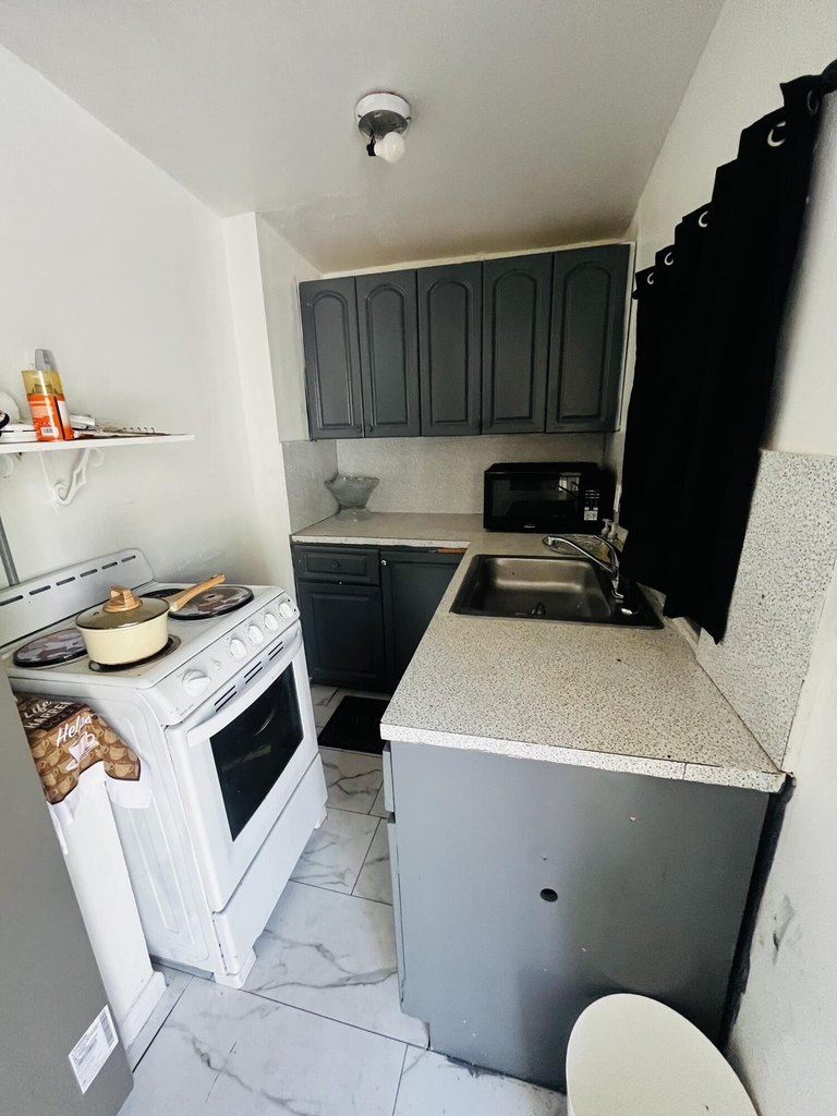 19530 Nw 11th Avenue - Photo 2