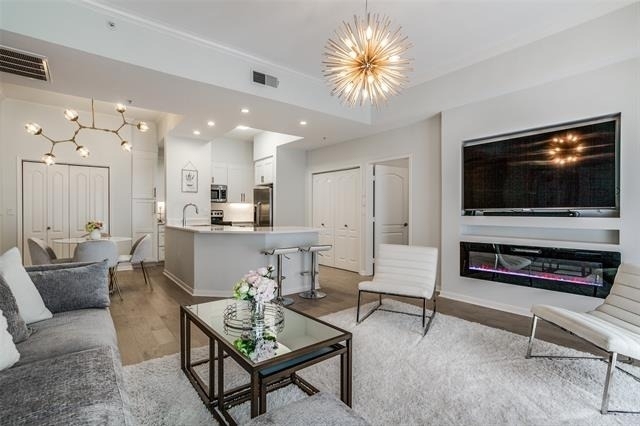 3225 Turtle Creek Boulevard - Photo 2