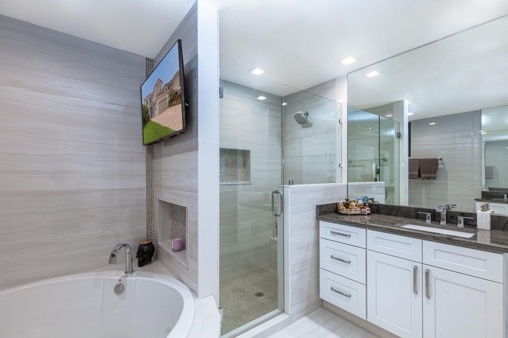 8216 Heritage Club Drive - Photo 20