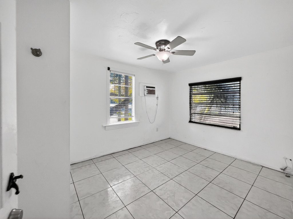 1857 Buchanan Street - Photo 13