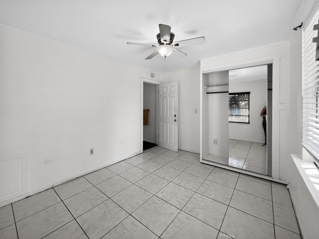 1857 Buchanan Street - Photo 14