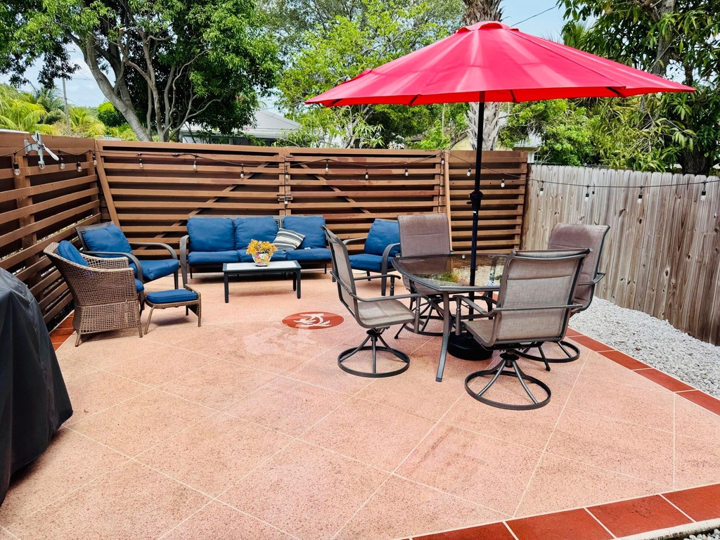 601 N E Street - Photo 30