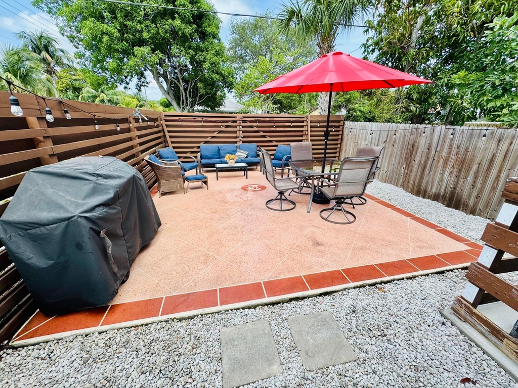 601 N E Street - Photo 21