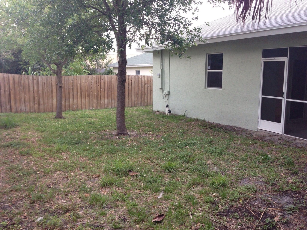 1731 Lavue Avenue - Photo 3
