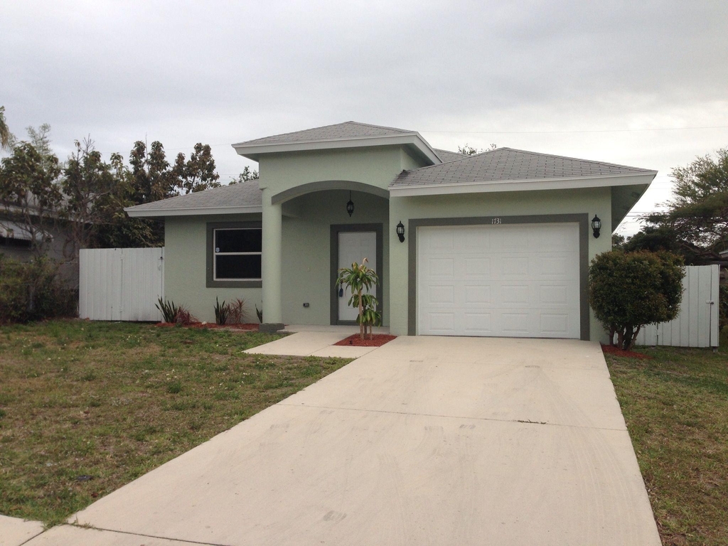 1731 Lavue Avenue - Photo 0