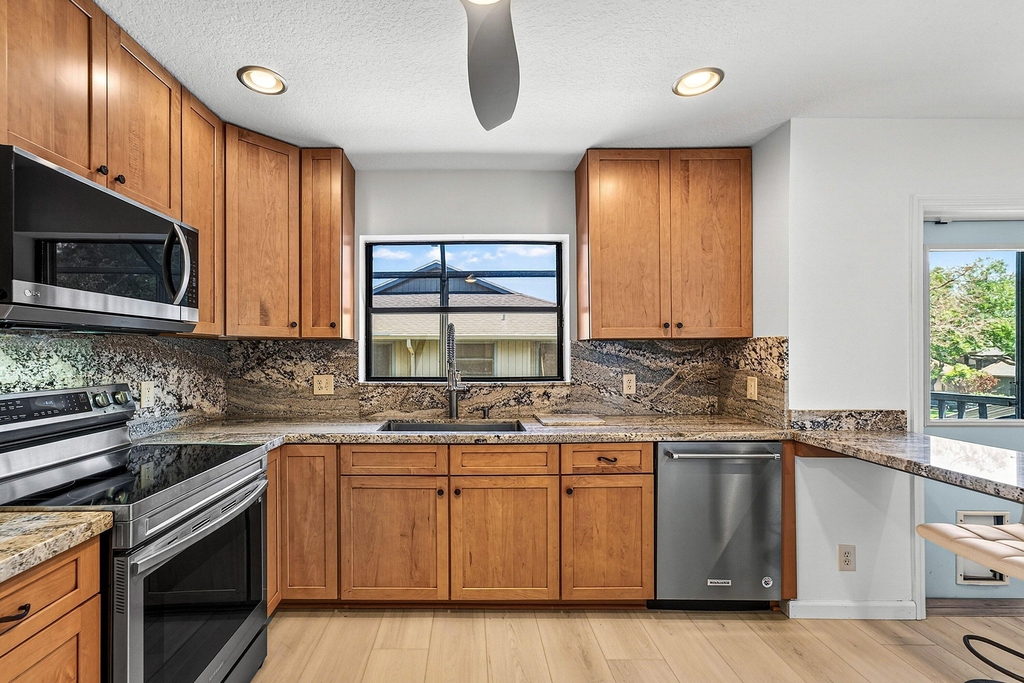 5662 Se Schooner Oaks Way - Photo 9