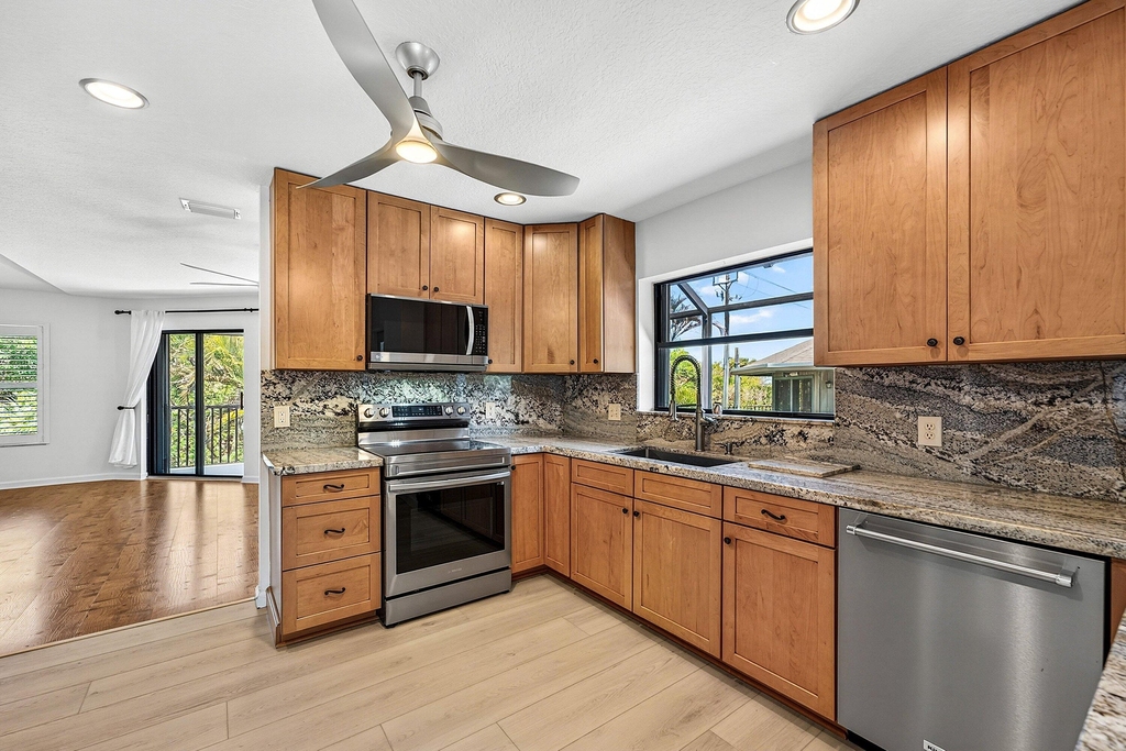 5662 Se Schooner Oaks Way - Photo 10