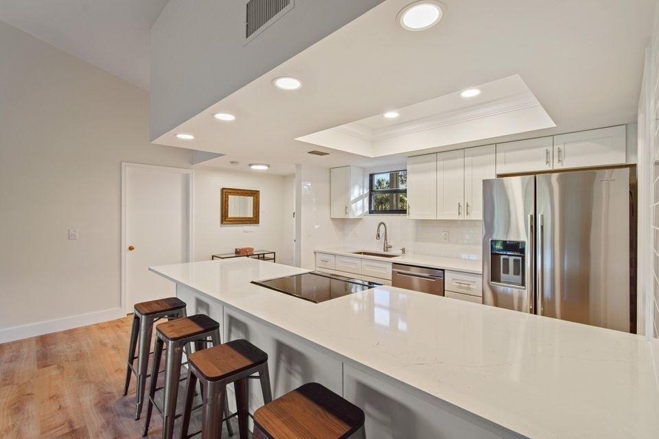 11863 Wimbledon Circle - Photo 3