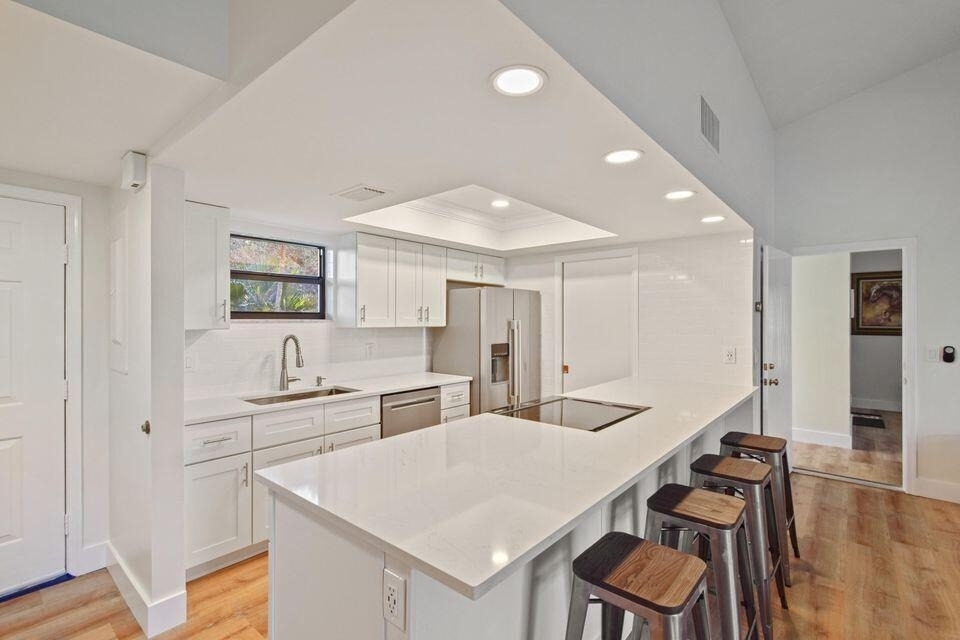 11863 Wimbledon Circle - Photo 1