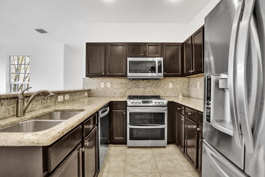 9081 Sw 169th Court - Photo 5