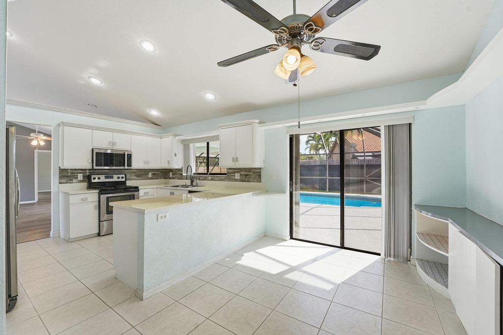 9284 Laurel Green Drive - Photo 31
