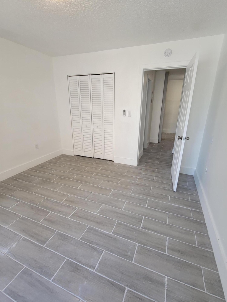 310 Nw 16th Avenue - Photo 10