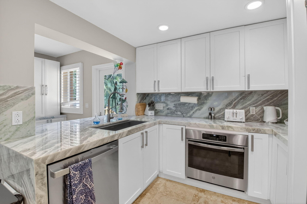 122 Andrews Avenue - Photo 21