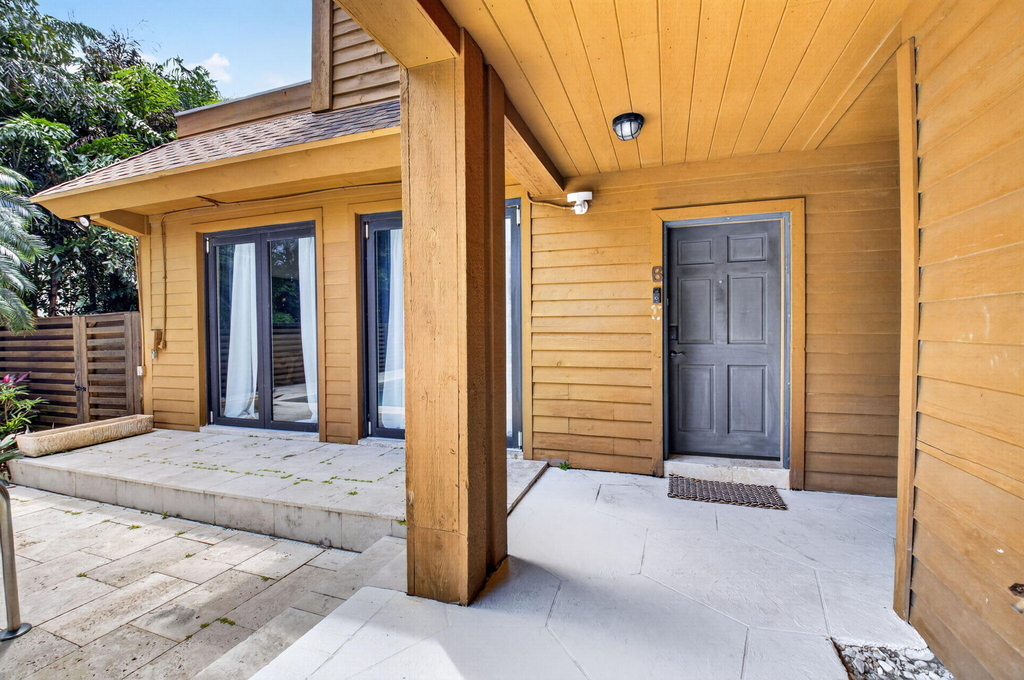 122 Andrews Avenue - Photo 1
