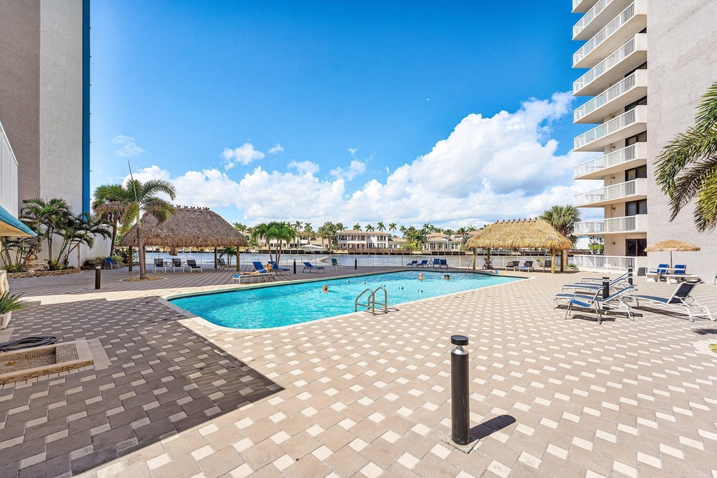 1600 S Ocean Drive - Photo 40