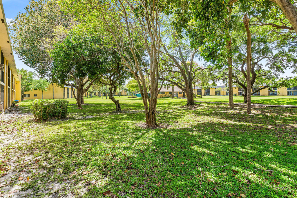 507 Meadows Circle - Photo 22