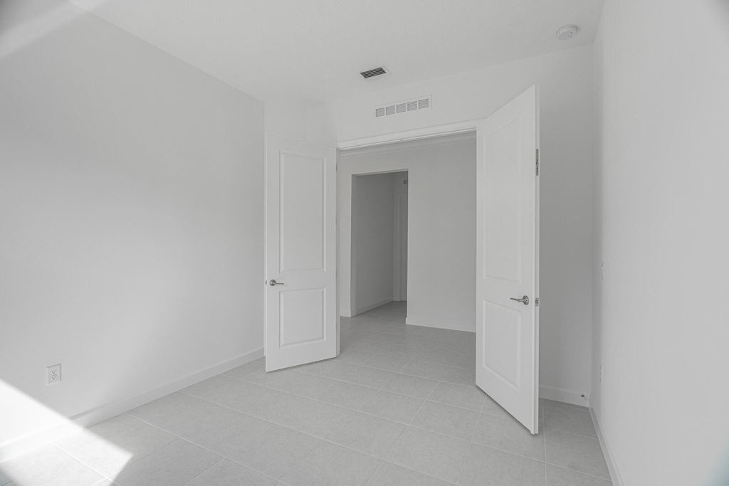 13885 Se Riversway Street - Photo 21