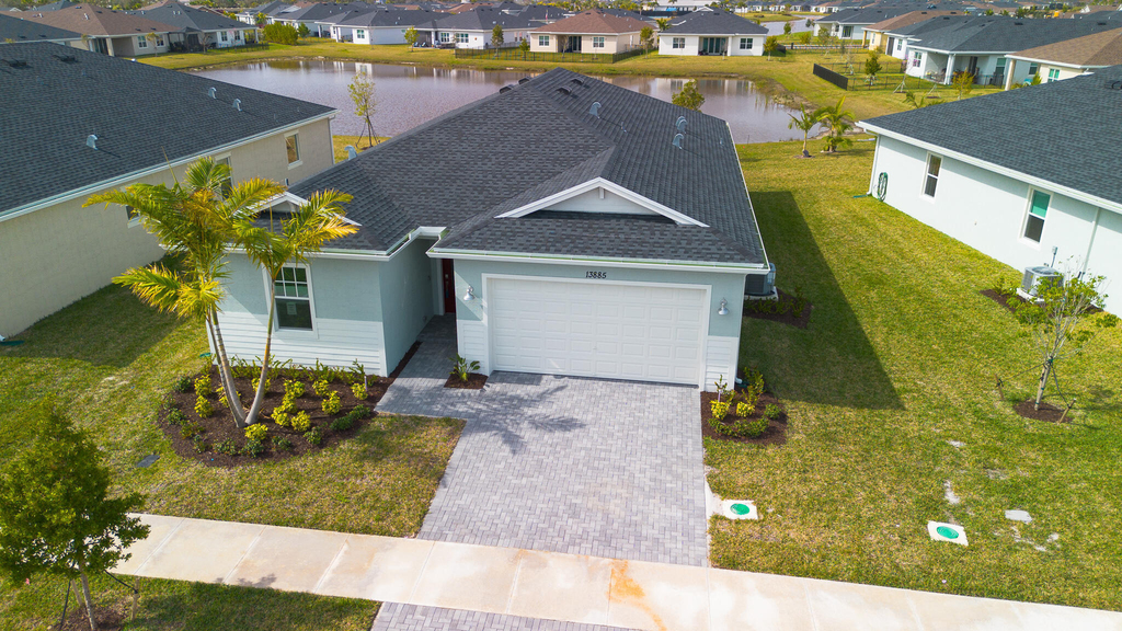 13885 Se Riversway Street - Photo 2