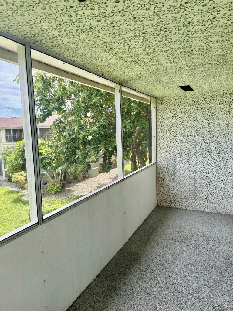 204 Canterbury I - Photo 10