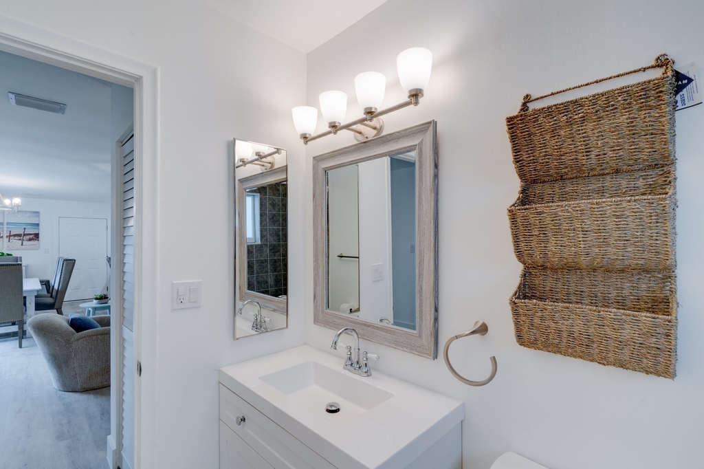 1036 Coral Drive - Photo 21