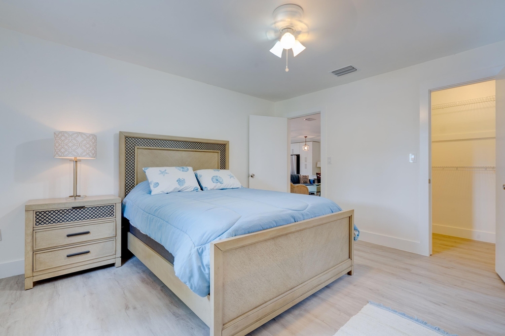 1036 Coral Drive - Photo 16
