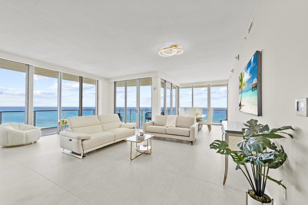3100 N Ocean Drive - Photo 0