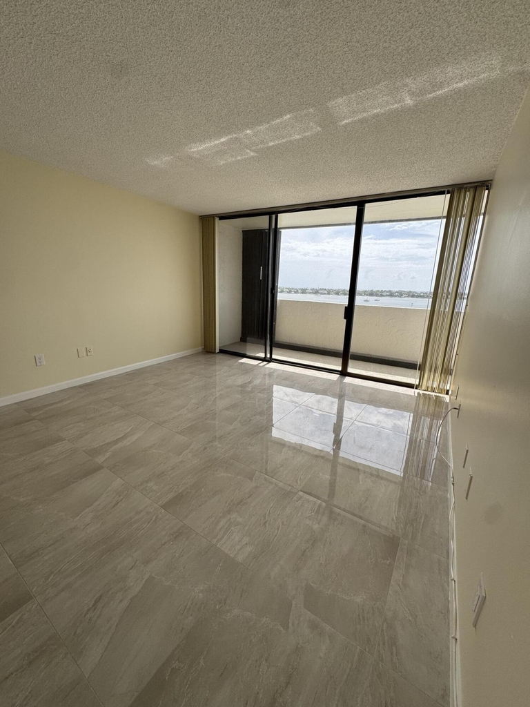 5200 N Flagler Drive - Photo 12