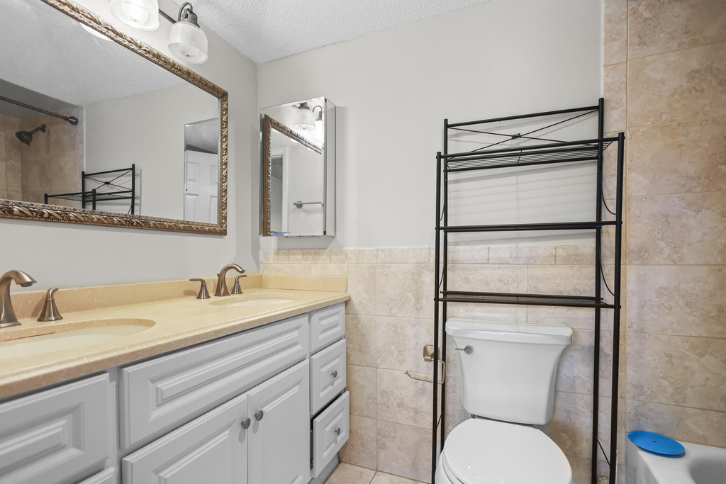 2500 Fiore Way - Photo 9