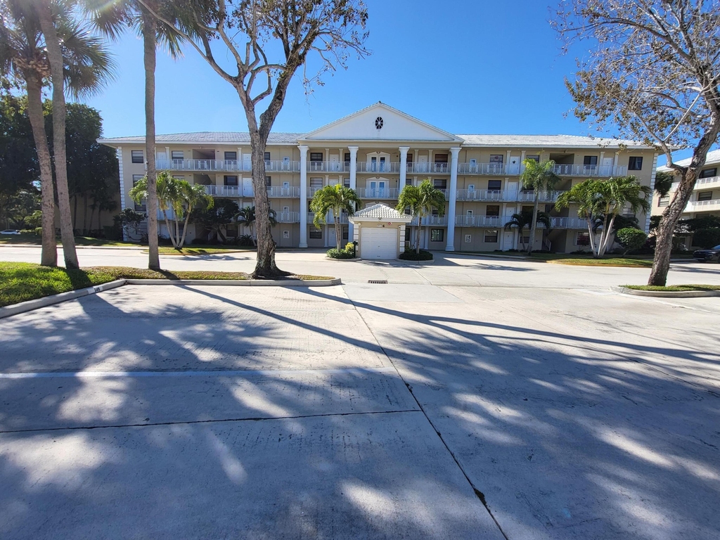 3511 Village Boulevard - Photo 0